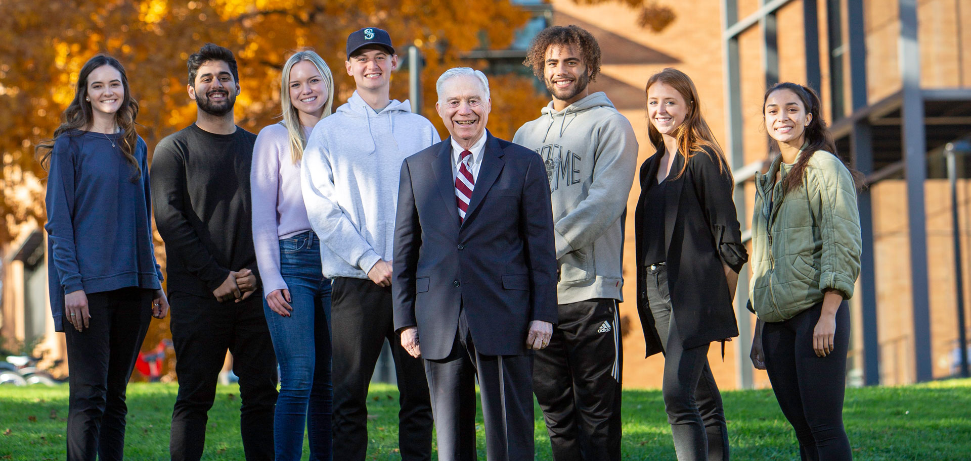 Foster Business Magazine - Foster Business School