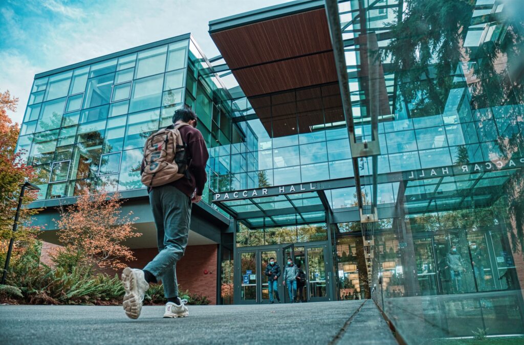 The Foster School of Business offers six unique MBA programs to fit your lifestyle and career goals.