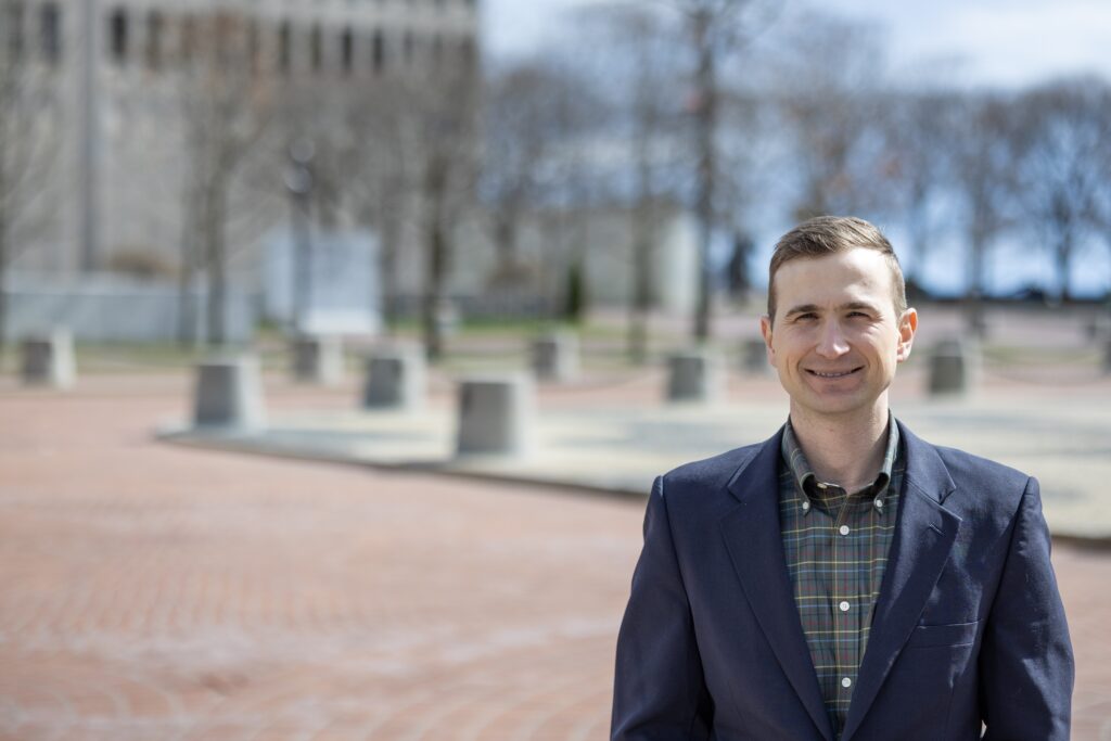 Jeff Martino U.S. Navy Veteran and commercial real estate broker in Albany, New York