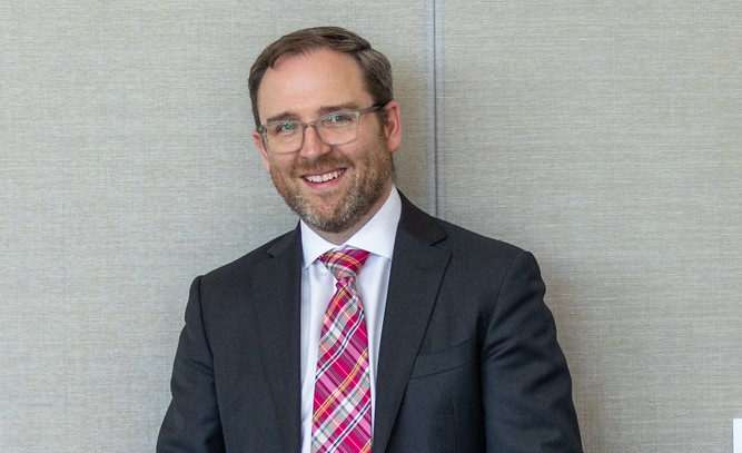 Professor Hallen research topics include startup growth.
